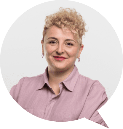 Beatriz González, Profesora y entrenadora de Inglés